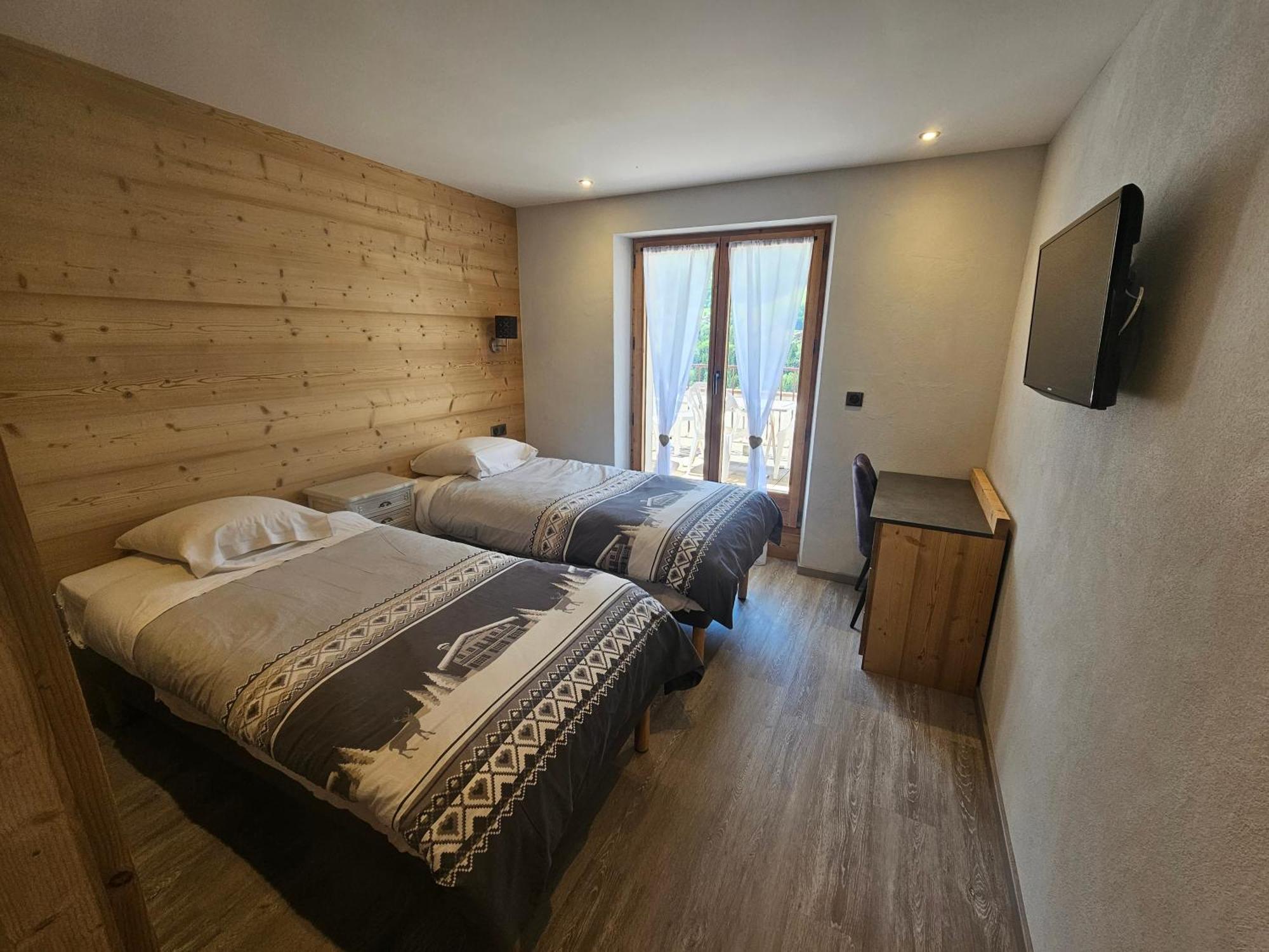 Hotel Plein Soleil Vacheresse المظهر الخارجي الصورة